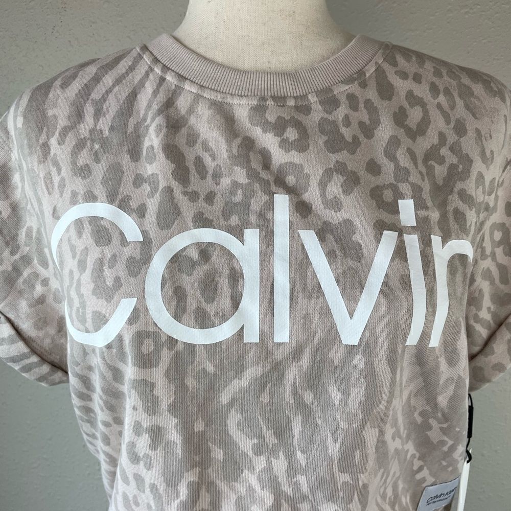 NWT Calvin Klein Performance Cropped Top Size M - Picture 2 of 6